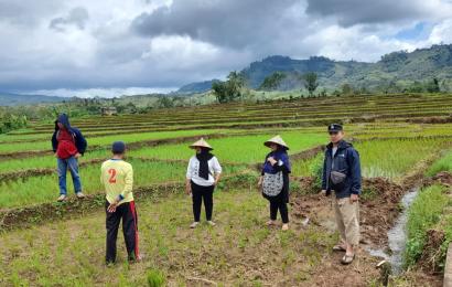 Bhabinkamtibmas Polsek Lebong Atas Mediasi Dua Pihak Bertikai