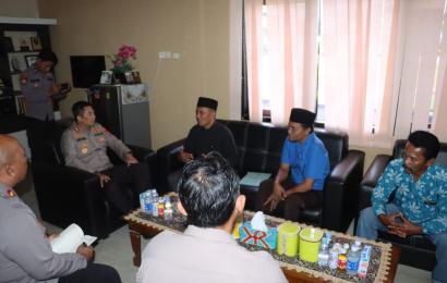 Kapolres Seluma Terima Curhatan dari Warga Desa Rawa Indah