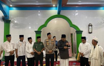 Kapolres Bengkulu Utara Safari Ramadhan di Masjid Bustanil Muttaqin