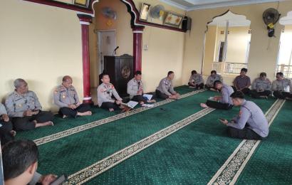 Personel Polres Bengkulu Utara Lakukan Tadarus Setiap Pagi Selama Ramadan