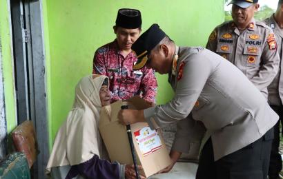 Kapolres Rejang Lebong Salurkan Bantuan Sembako