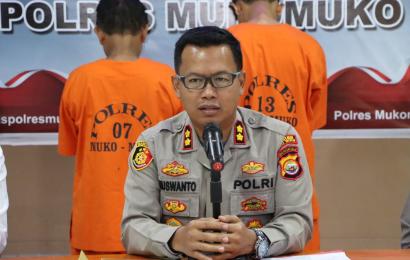 hukum