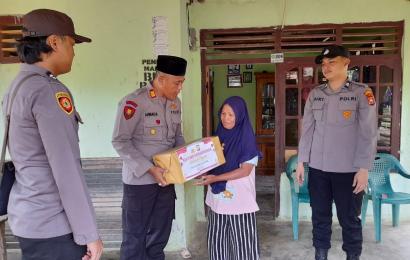 Sat Intelkam Salurkan Bantuan Sosial ke Warga Bunga Mas dan Pino Raya
