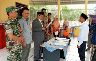 Bhabinkamtibmas Hadiri Pelantikan PAW BPD Lubuk Gedang