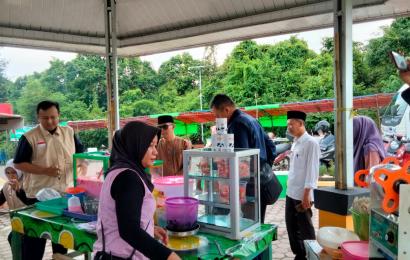 Bersama BPOM, Polres Seluma Monitoring dan Pengecekan Takjil