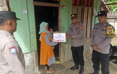 Polsek Putri Hijau Bagikan 25 Paket Bansos Untuk Masyarakat Putri Hijau