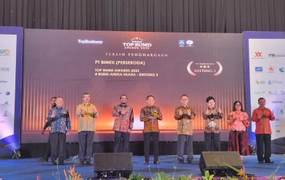 PT Bimex Perseroda Persembahkan Penghargaan Top BUMN Awards 2023 