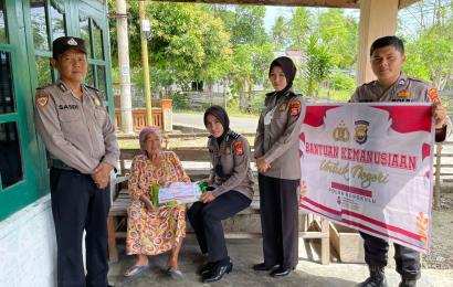 Lagi, Polres Kaur Selurkan Bansos ke Warga di Dua Desa 