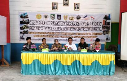 Kapolsek Enggano Hadiri Sosialisasi Karantina Pertanian Bengkulu di Pulau Enggano 