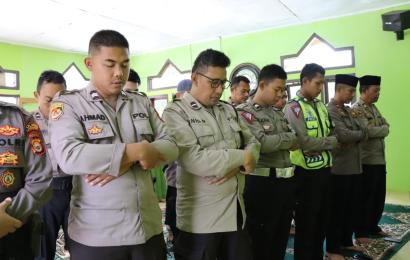 Polres Lebong Gelar Salat Ghaib