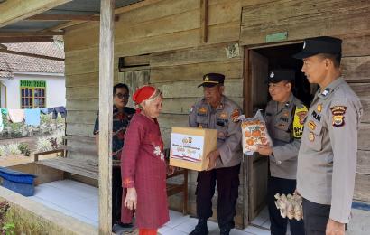Polres Bengkulu Utara Kembali Distribusikan Bansos Kepada Masyarakat