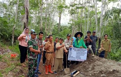 Monitoring Penggunaan DD, Polsek Lais hadiri acara Penetapan Titik Nol