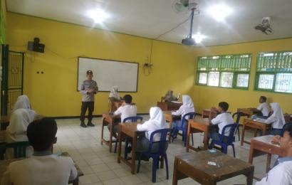 Bhabinkamtibmas Melaksanakan Police Go To School