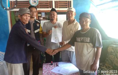 Bhabinkamtimbas Polsek Lebong Selatan Mediasi Dua Warga yang Bertikai