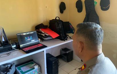 Kasi Humas Polres Lebong Ikuti Workshop Via Zoom Meeting