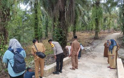 Kegiatan Sertifikasi Dana Desa Tahap 1 Oleh Tim verifikasi, Didampingi Bhabinkamtibmas Polsek Pino