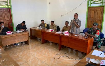 Jalin Sinergitas Dengan Pemdes, Bhabinkamtibmas dan Babinsa Hadiri Pelaksanaan Pembangunan Desa 
