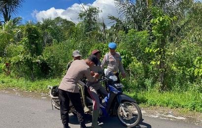 Polsek Sindang Dataran Imbau Warga Terkait Larangan Senjata Tajam