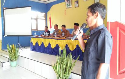 Bhabinkamtibmas Polsek Giri Mulya Monitoring Rapat Pleno Terbuka DPSHP Pemilu 2024 di Desa Suka Makmur