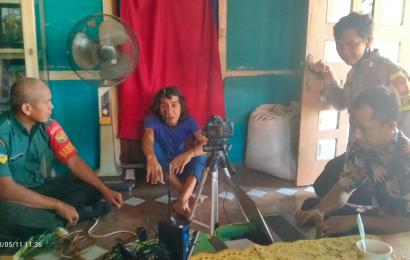 Bhabinkamtibmas Dampingi Petugas Disdukcapil Perekaman KTP Warga Alami Gangguan Jiwa