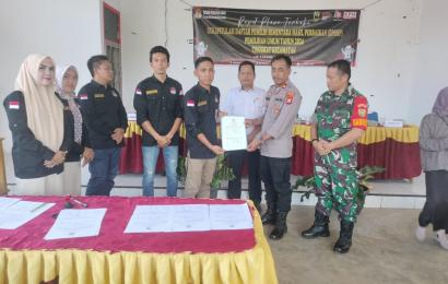 Kapolsek Lais Hadiri Pleno Terbuka DPSHP Tingkat Kecamatan Air Padang. 