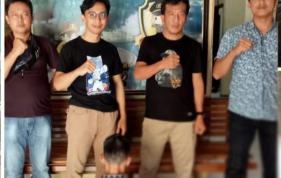 Pria Paruh Baya Diamankan Polsek Ratu Samban