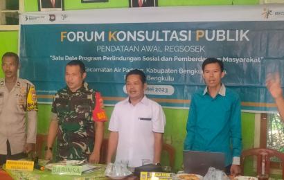 Bhabinkamtibmas Polsek Lais, Melakukan Pendampingan FKP Pendataan Awal Regsosek Warga Mesigit  