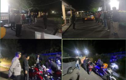 Sat Samapta Polresta Bengkulu Berikan Pengaman Pemadaman Kebakaran Pohon Mahoni di Depan Unihaz