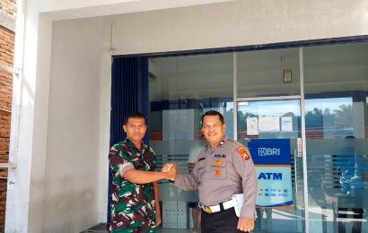 Bersinergi, Polsek Penarik Raya dan Koramil 428/01 Mukomuko Patroli Bersama di Objek Vital 