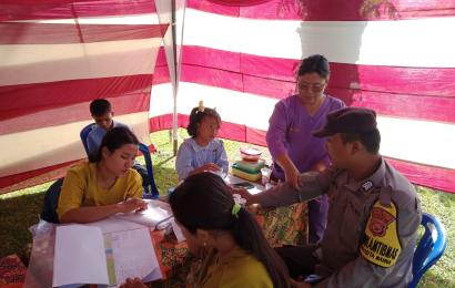 Bhabinkamtibmas Polsek Kota Manna Hadiri Kegiatan Pengobatan Gratis 