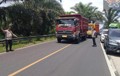 Bhabinkamtibmas Binduriang Patroli Dijalan Lintas Lubuklinggau-Curup 