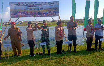 Dibuka Presiden Jokowi, Kapolres Bengkulu Utara Hadiri Puncak Penanaman Mangrove Nasional