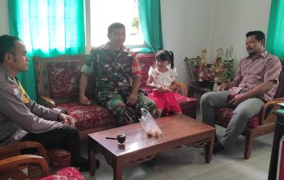Bentuk Sinergitas TNI – Polri, Bhabinkamtibmas Bersama Babinsa Melaksanakan Sambang Warga Binaan