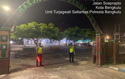 Patroli KRYD, Sat Lantas Polresta Bengkulu Lakukan Pengamanan Salat Subuh 