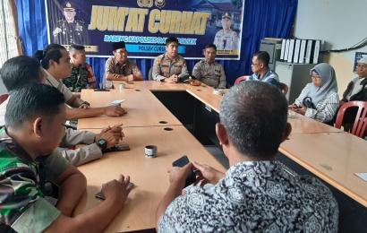 Jumat Curhat, Kapolsek Curup Dengarkan Keluhan dan Aspirasi Tokoh Masyarakat