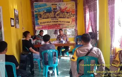 Polsek Kaur Tenngah Gelar Jumat Curhat di Desa Penyandingan