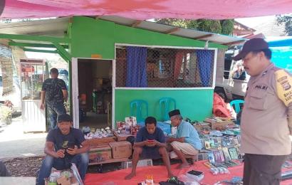 Patroli Pasar, Pak Bhabin Sambangi Pedagang Mengimbau Antisipasi Kejahatan