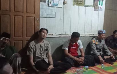 Implementasikan Polisi RW, Anggota Polsek Batik Nau Gelar Guyub Rukun Warga