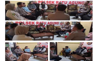 Bhabinkamtibmas Polsek Ratu Agung Damaikan Warga yang Berselisih Paham