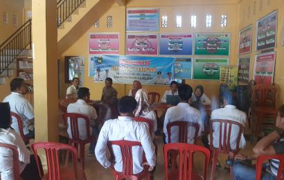 Bhabinkamtibmas Hadiri Giat Sosialisasi Peternakan Ketahanan Pangan di Balai Desa Terulung