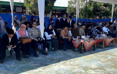 Kanit Binmas Polsek Padang Jaya, Hadiri Perpisahan Siswa-Siswa Kelas IX SMPN 25 Bengkulu Utara