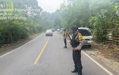 Selalu Siap Melayani Masyarakat, Polsek PUT Patroli Rutin di Jalan Lintas Lubuklinggau-Curup