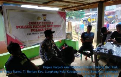 Polsek Padang Guci Hulu Gelar Jumat Curhat di Desa Tanjung Bunian