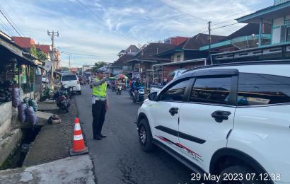 Jaga Kamseltibcarlantas, Sat Lantas Polres Rejang Lebong Melaksankan Pengaturan Lalu Lintas 