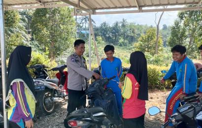 Razia Knalpot Brong, Polsek Ketahun Sambangi Sekolah-Sekolah