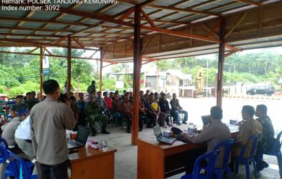 Cegah dan Antisipasi Tindakan Pidana, Polsek Tanjung Kemuning Melaksanakan Program Pelatihan LINMAS 