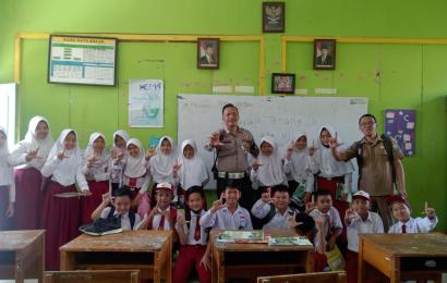 Program Polsanak, Satlantas Polres Lebong Edukasi para Siswa SDN 56