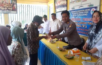 Kapolsek Lebong Utara Hadiri Pembagian BLT DD di Desa Lebong Tambang