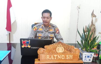 Kapolsek Padang Jaya Ikuti Zoom Meeting Membuka Sosialisasi Tahapan Pemilu Serentak Tahun 2024