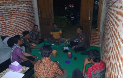 Ciptakan Kamtibmas yang Aman dan Kondusif, Polisi RW Polsek Padang Jaya Sambangi Warga Binaanya